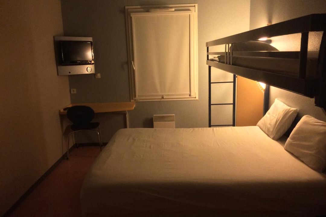 Photo of Bedroom in Bar-le-Duc