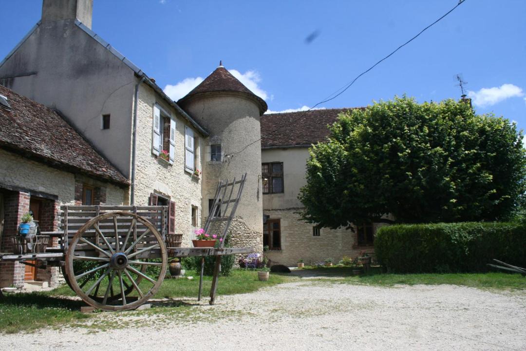 Photo of Others in Foucheres