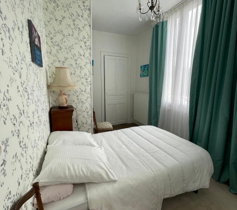 Photo of Bedroom in Troyes