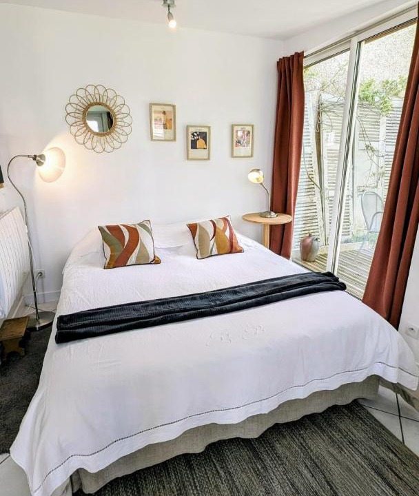 Photo of Bedroom in Sainte-Savine