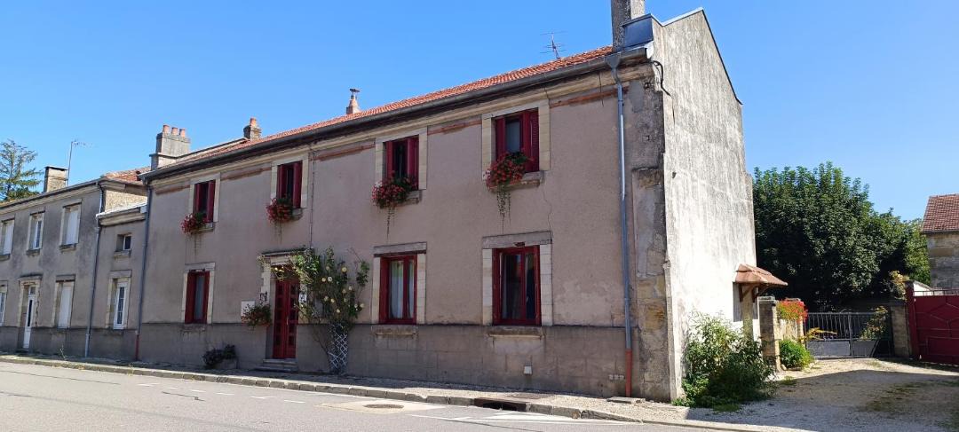 Photo of Buildings in Laimont