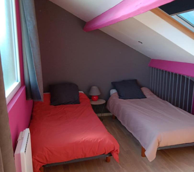 Photo of Bedroom in Courtois-sur-Yonne
