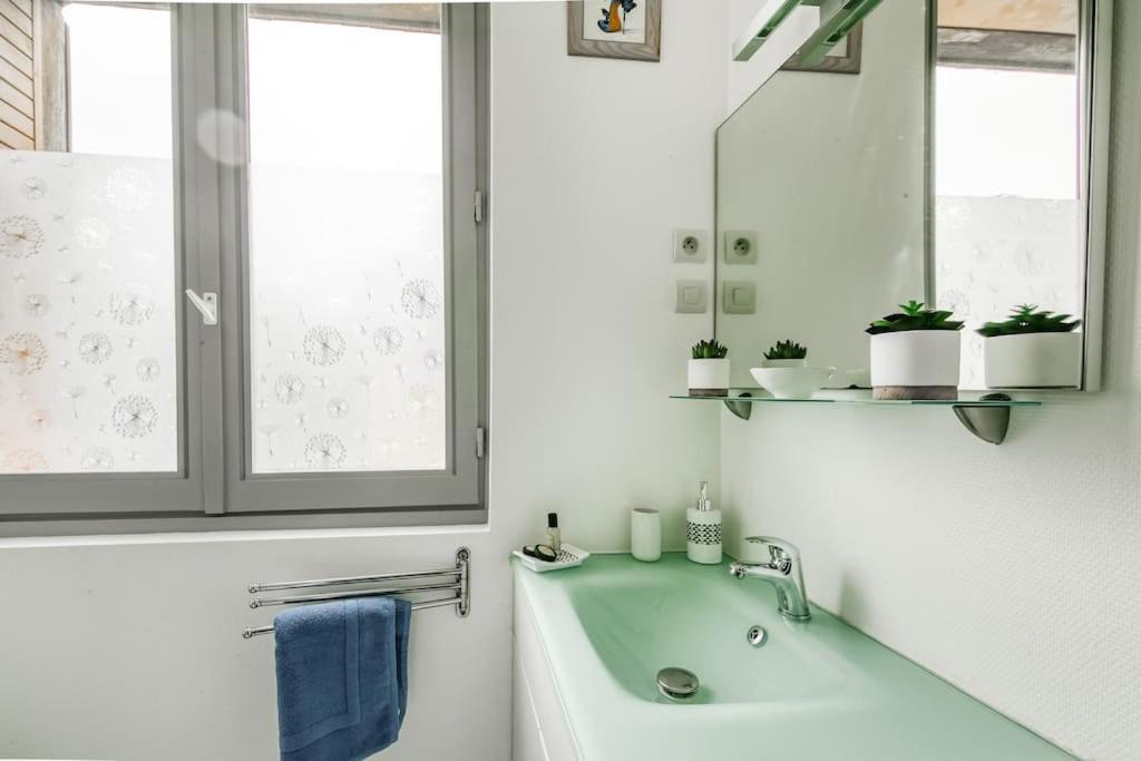 Photo of Bathroom in Saint-Julien-les-Villas