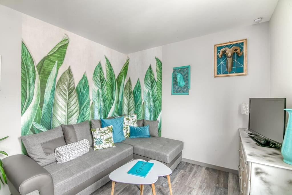 Photo of Livingroom in Saint-Julien-les-Villas