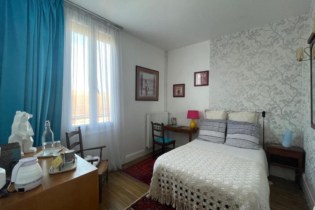 Photo of Bedroom in Troyes