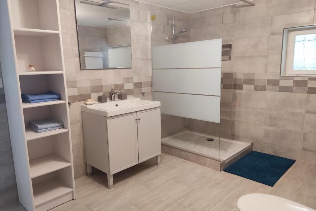 Photo of Bathroom in Castillon-du-Gard