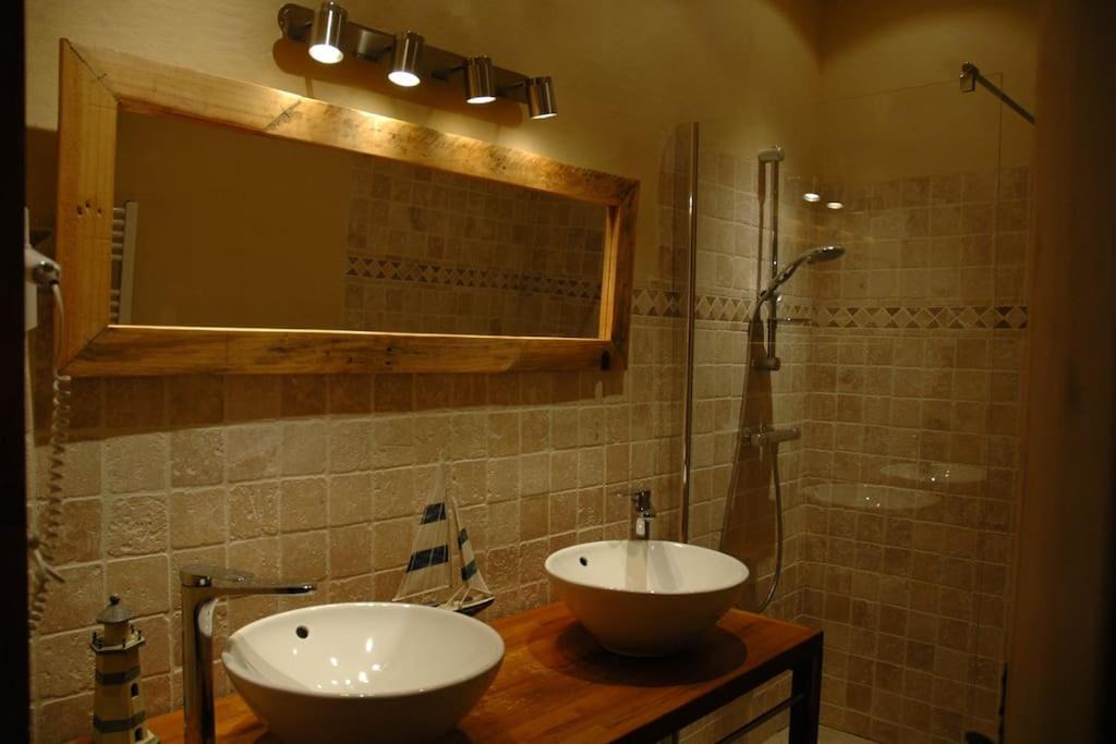Photo of Bathroom in Rouffignac-Saint-Cernin-de-Reilhac