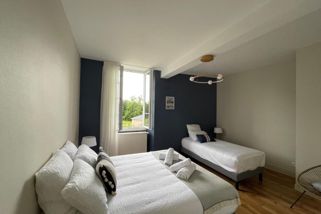 Photo of Bedroom in Andoins