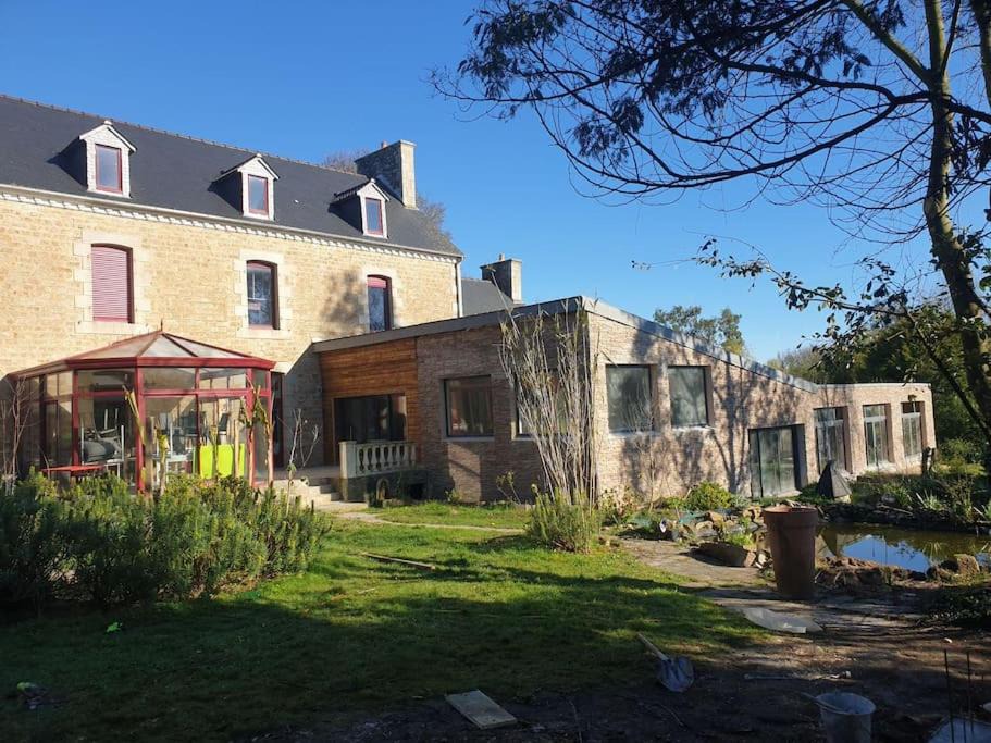 Photo of Buildings in Langoat