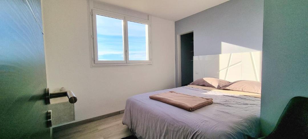 Photo of Bedroom in Troyes