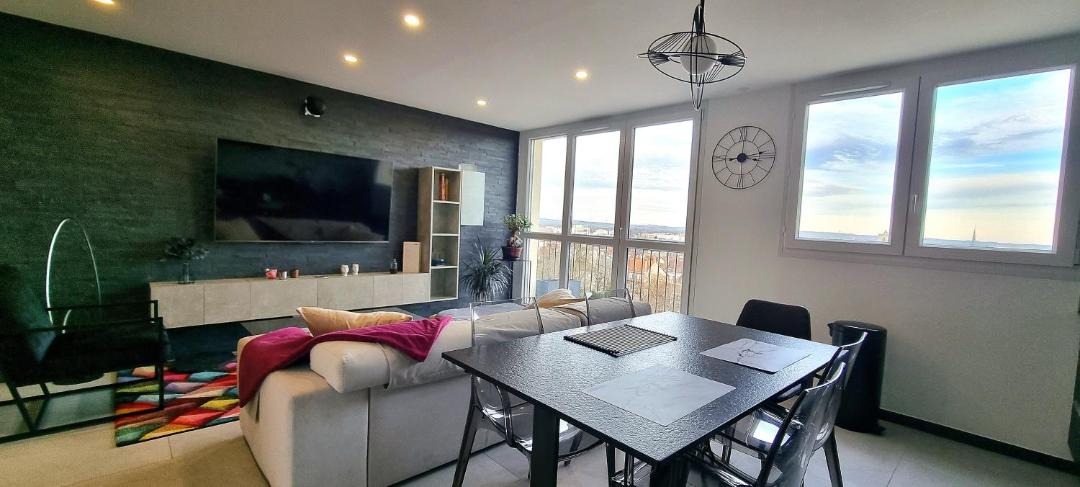 Photo of Livingroom in Troyes