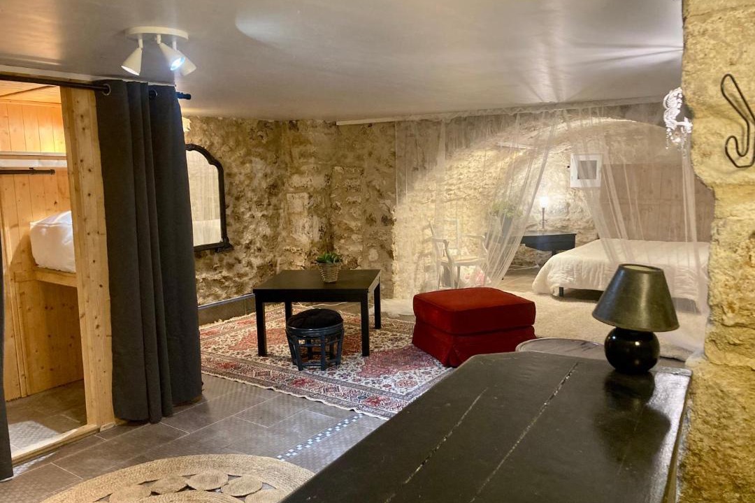 Photo of Others in Provins