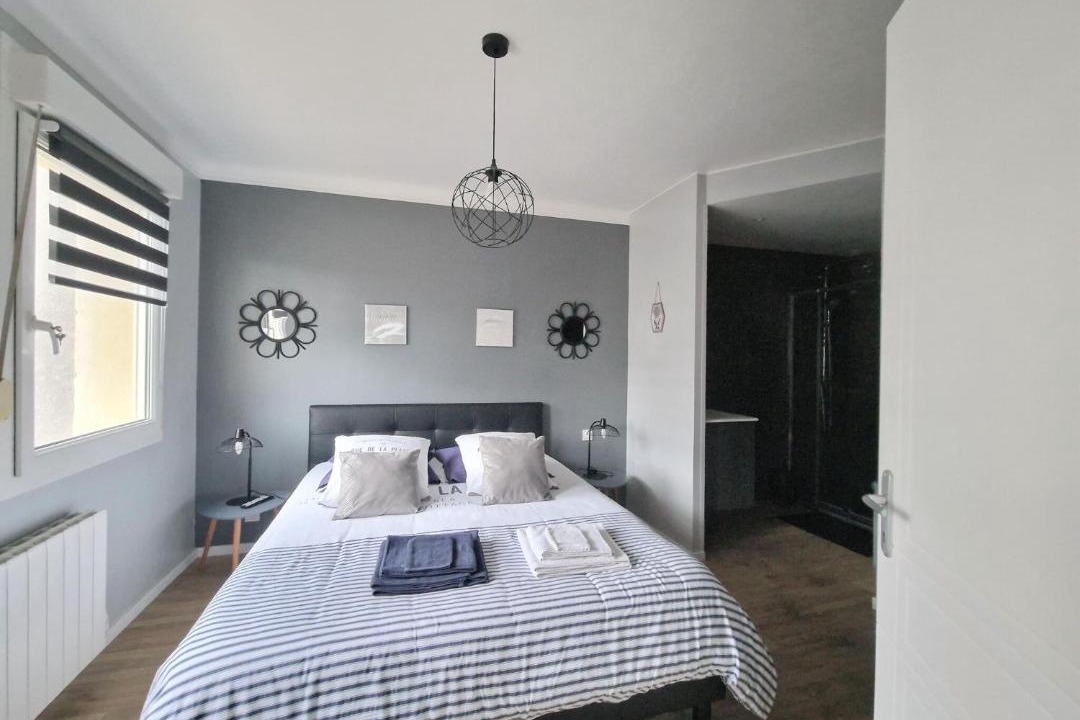 Photo of Bedroom in Plerin