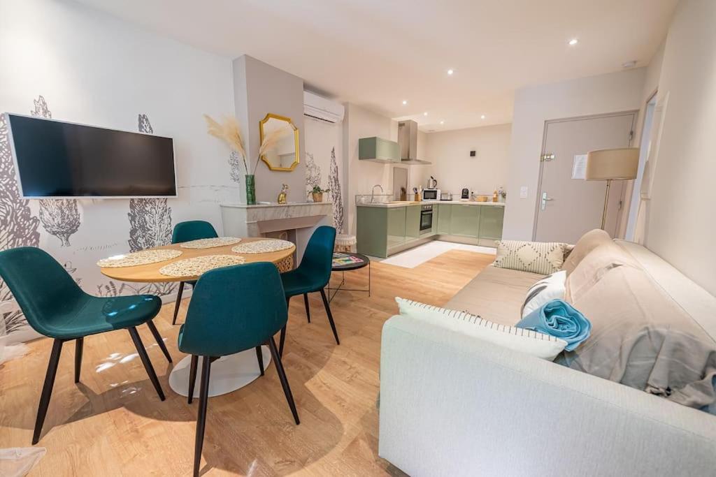 Photo of Livingroom in Collobrieres