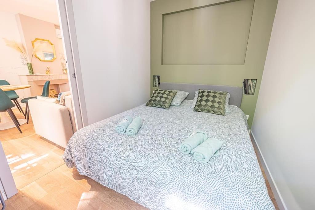 Photo of Bedroom in Collobrieres