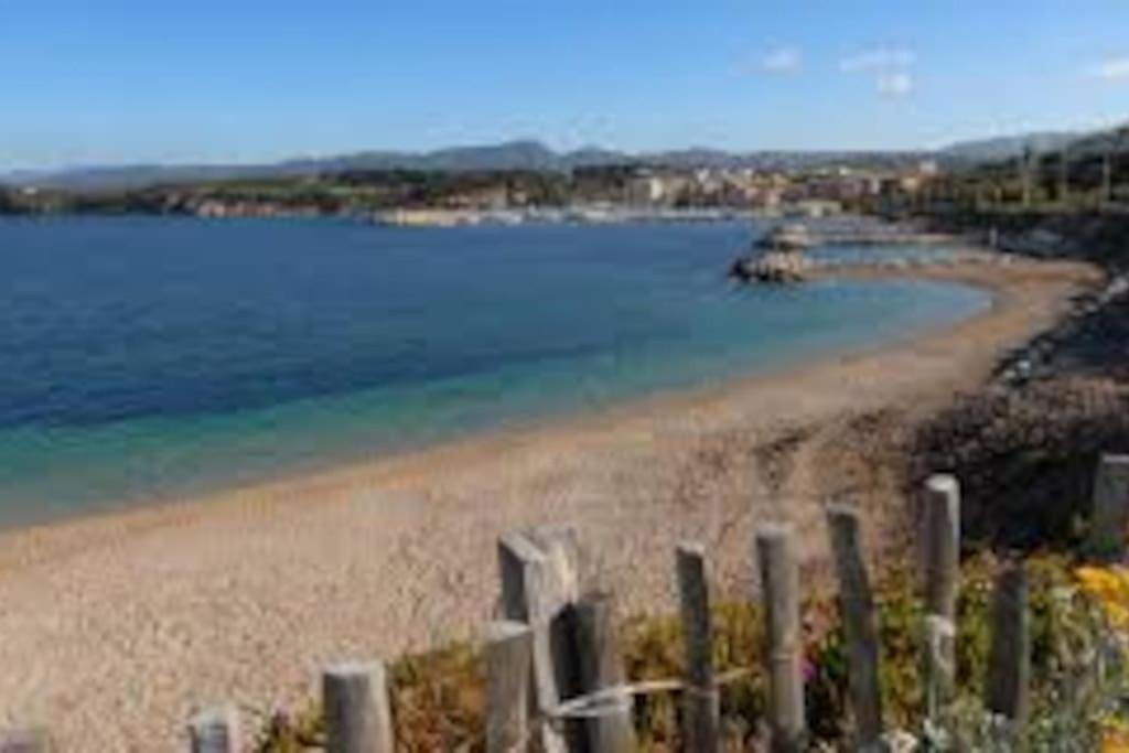 Photo of Outdoor in Six-Fours-les-Plages