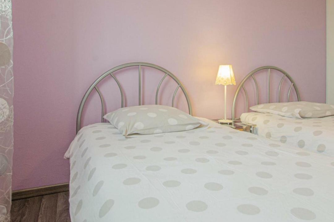 Photo of Bedroom in Avirey-Lingey