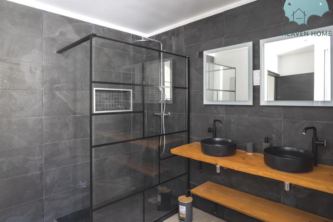 Photo of Bathroom in Lannion
