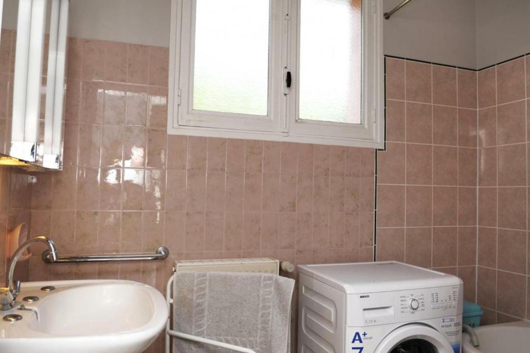 Photo of Bathroom in Saint-Remy-sous-Barbuise
