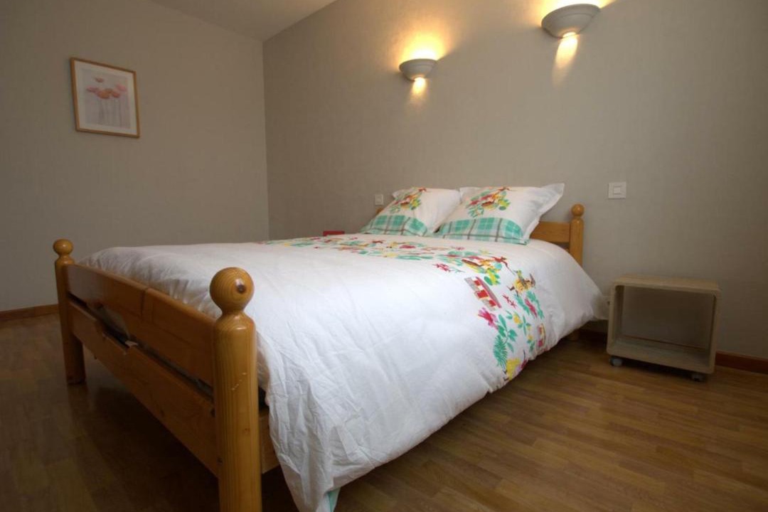 Photo of Bedroom in Avirey-Lingey