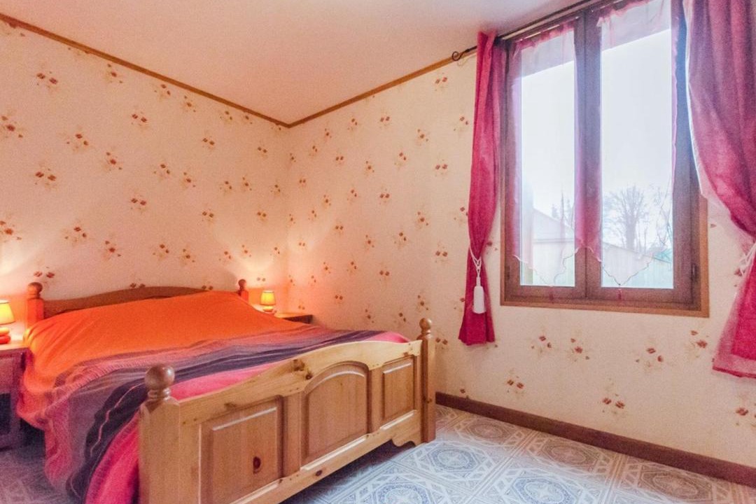 Photo of Bedroom in Lhuitre