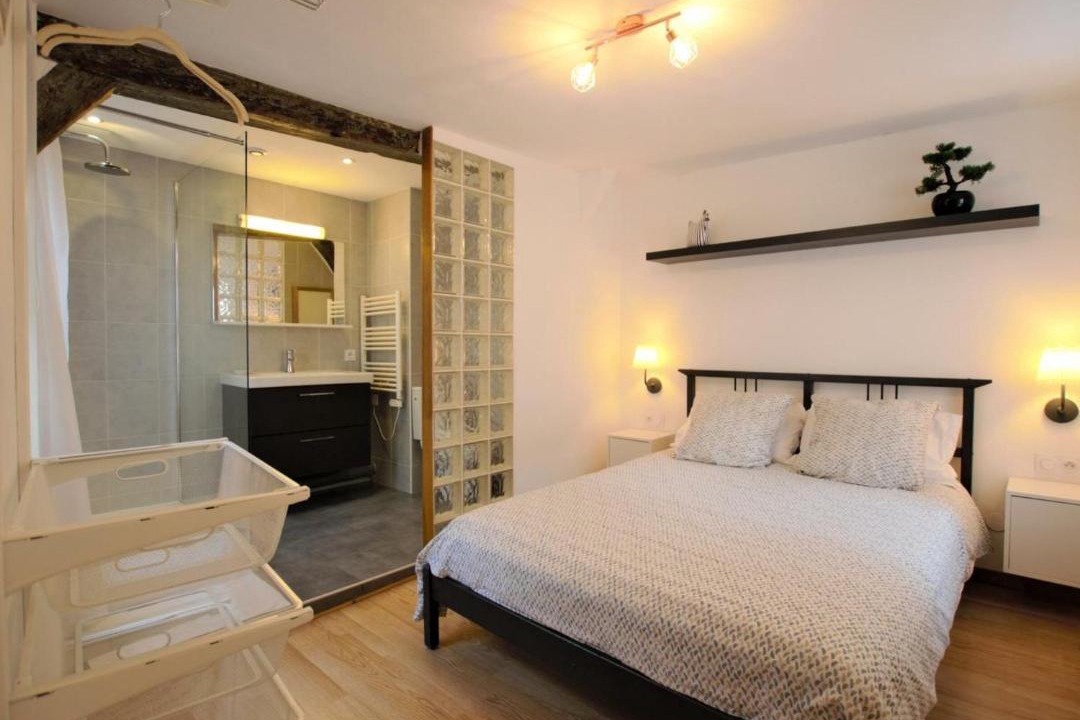 Photo of Bedroom in Old Town