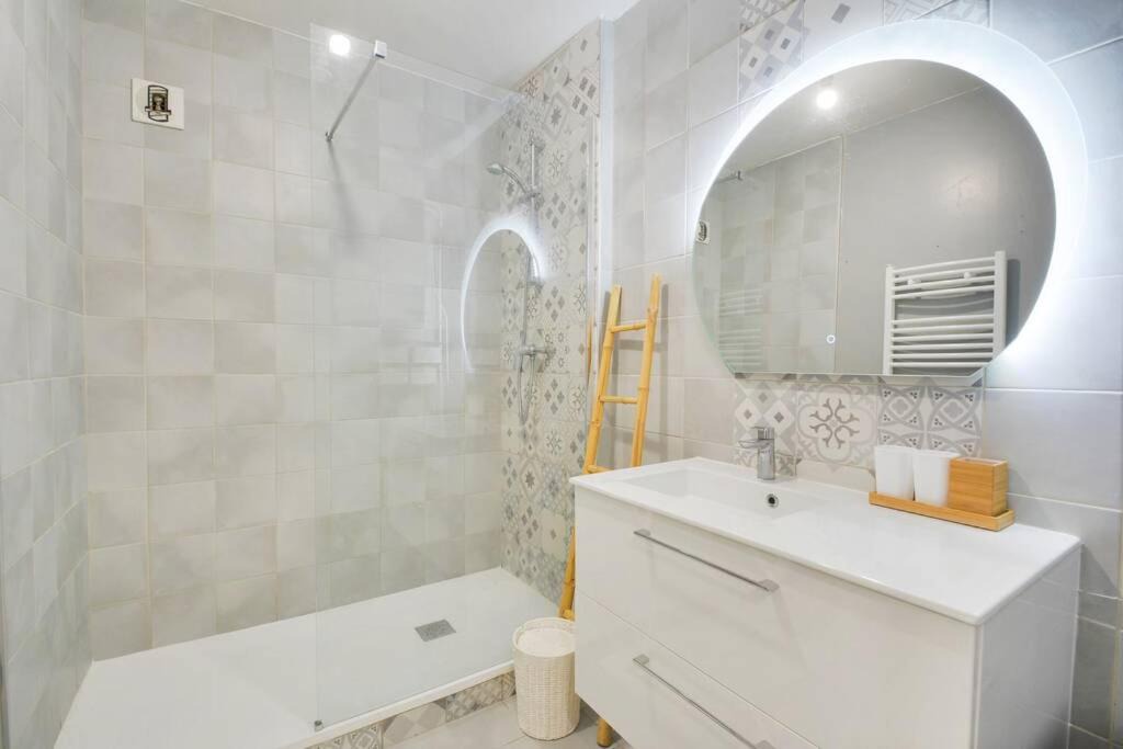 Photo of Bathroom in Saint-Max