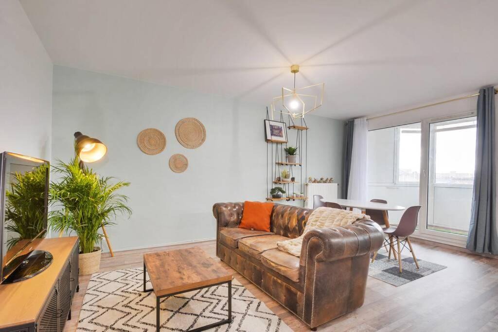 Photo of Livingroom in Saint-Max