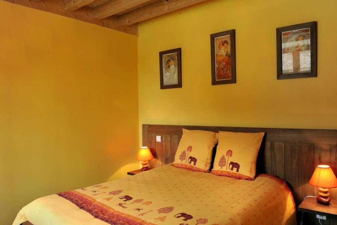 Photo of Bedroom in Charmont-sous-Barbuise