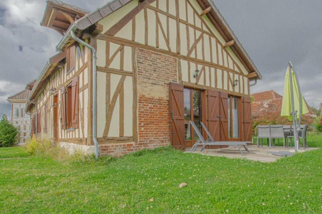 Photo of Buildings in Geraudot