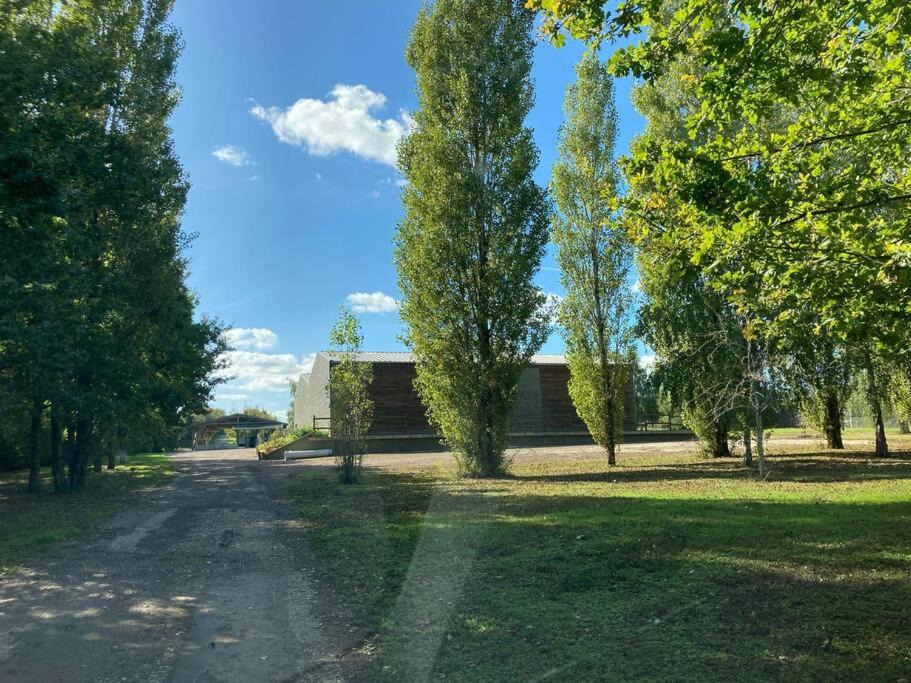 Photo of Others in Venizy
