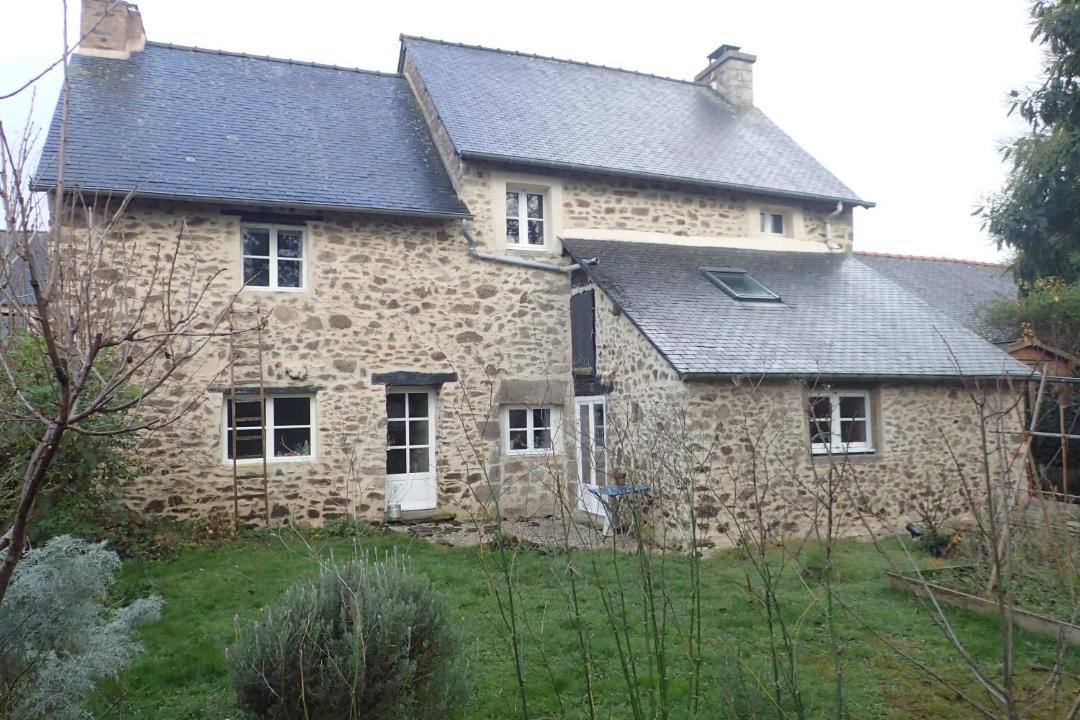 Photo of Buildings in Langrolay-sur-Rance