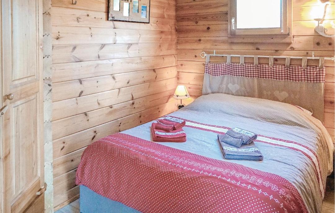 Photo of Bedroom in Denipaire