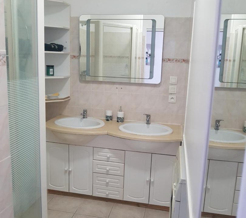 Photo of Bathroom in Locquirec