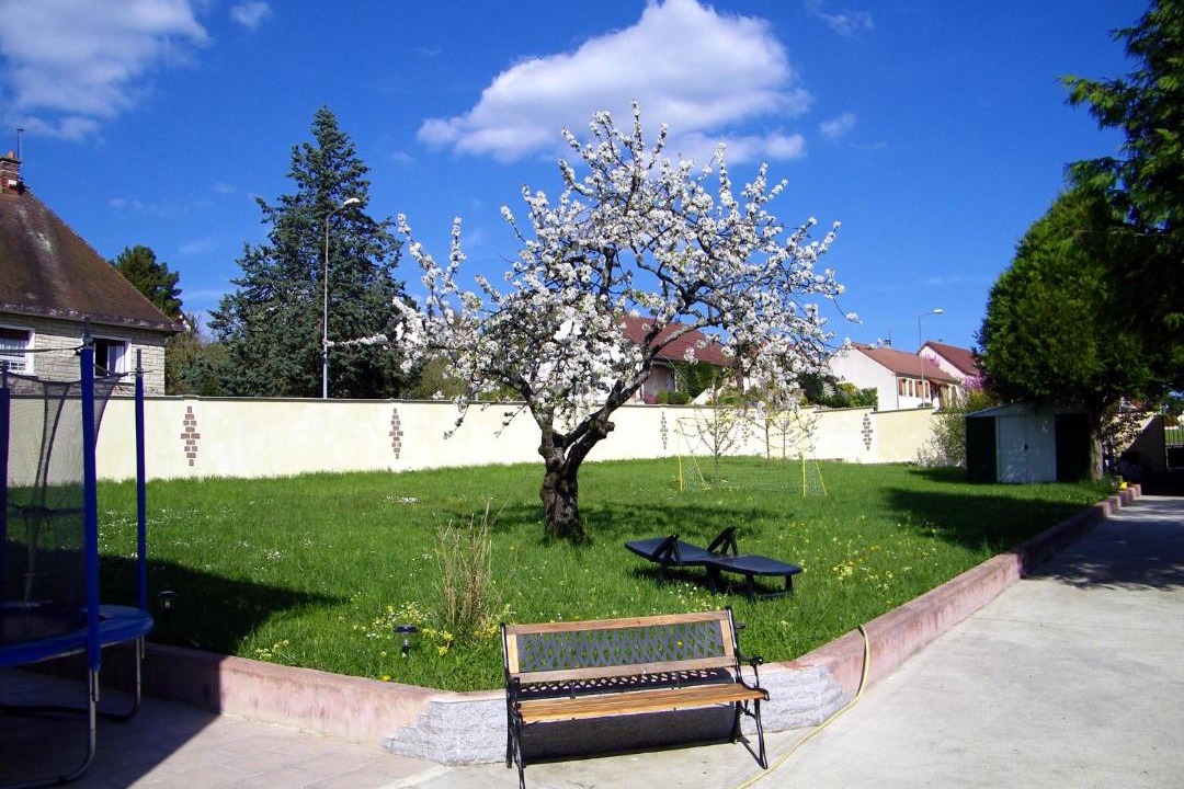 Photo of Others in Joigny