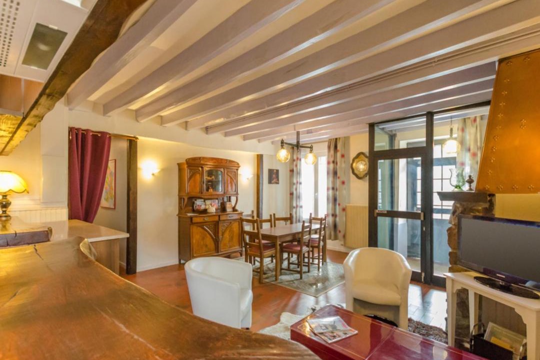 Photo of Livingroom in Saint-Hilaire-sous-Romilly