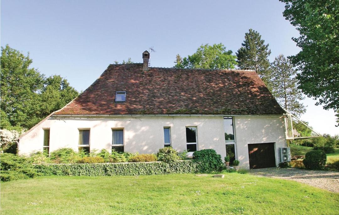 Photo of Others in Saint-Georges-sur-Baulche