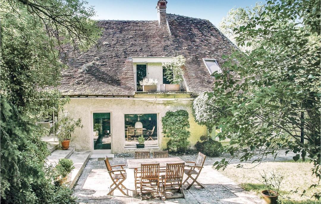 Photo of Others in Saint-Georges-sur-Baulche
