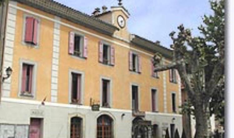 Photo of Buildings in Le Fugeret