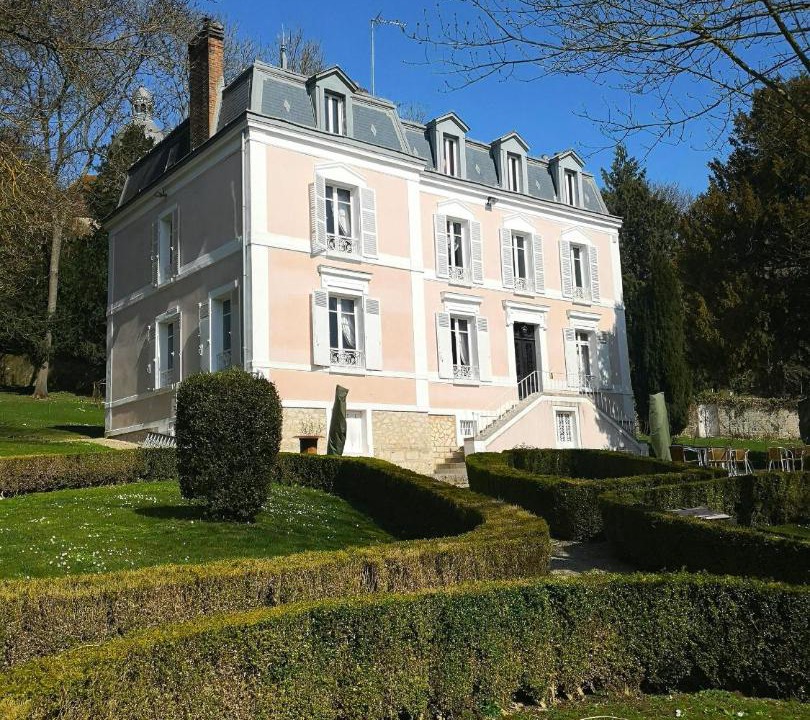 Photo of Others in Provins