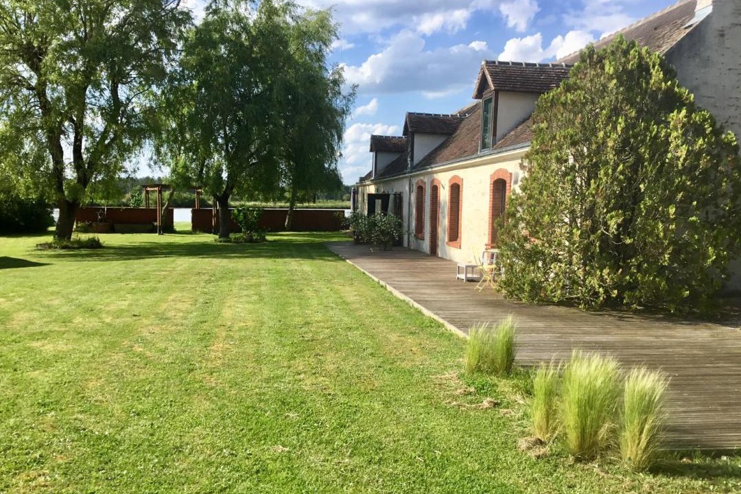 Photo of Others in Lassay-sur-Croisne