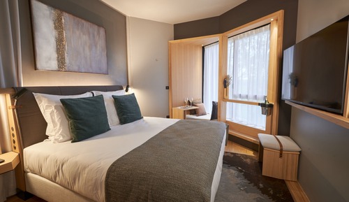 Classic Double Room