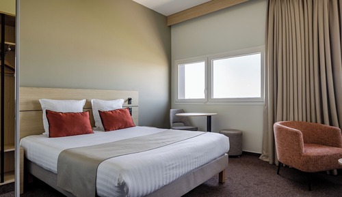 Premium Room