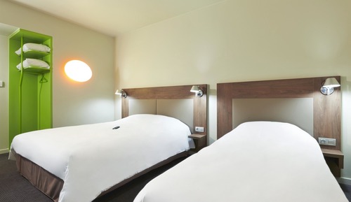 Standard Room, 2 Twin Beds