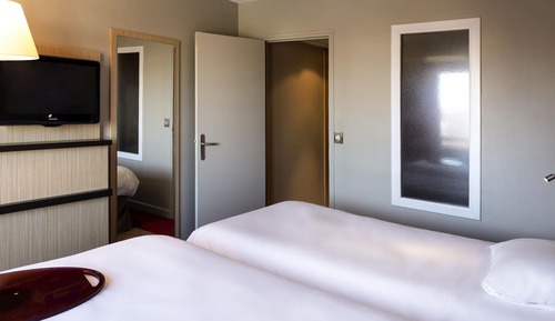 Standard Room, 2 Twin Beds