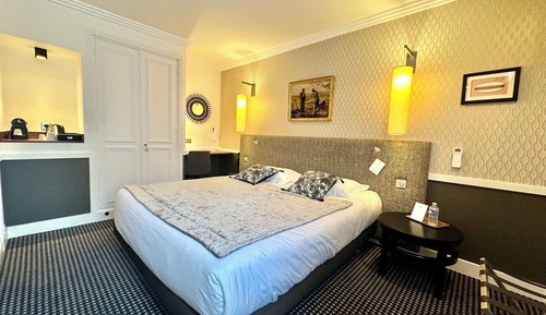 Classic Double Room
