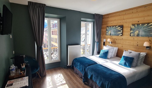 Deluxe Twin Room