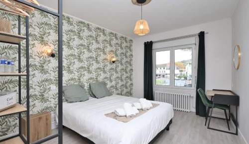 Standard Queen Room
