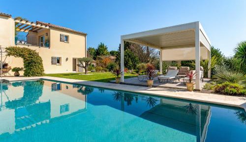 Studio with Terrace
