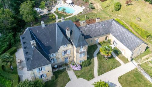 Villa with Garden View